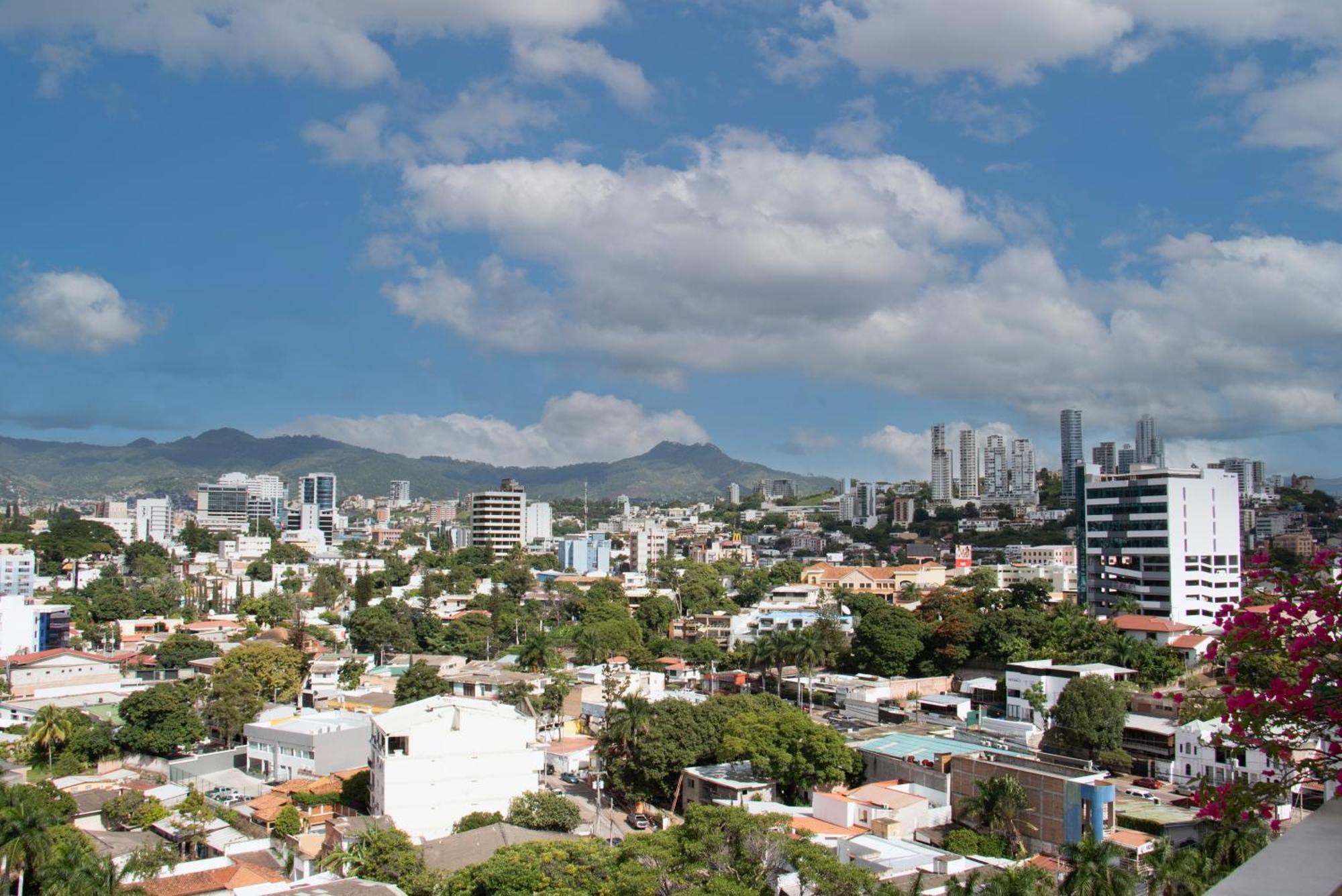 Hotel Plaza San Martin Tegucigalpa Rum bild